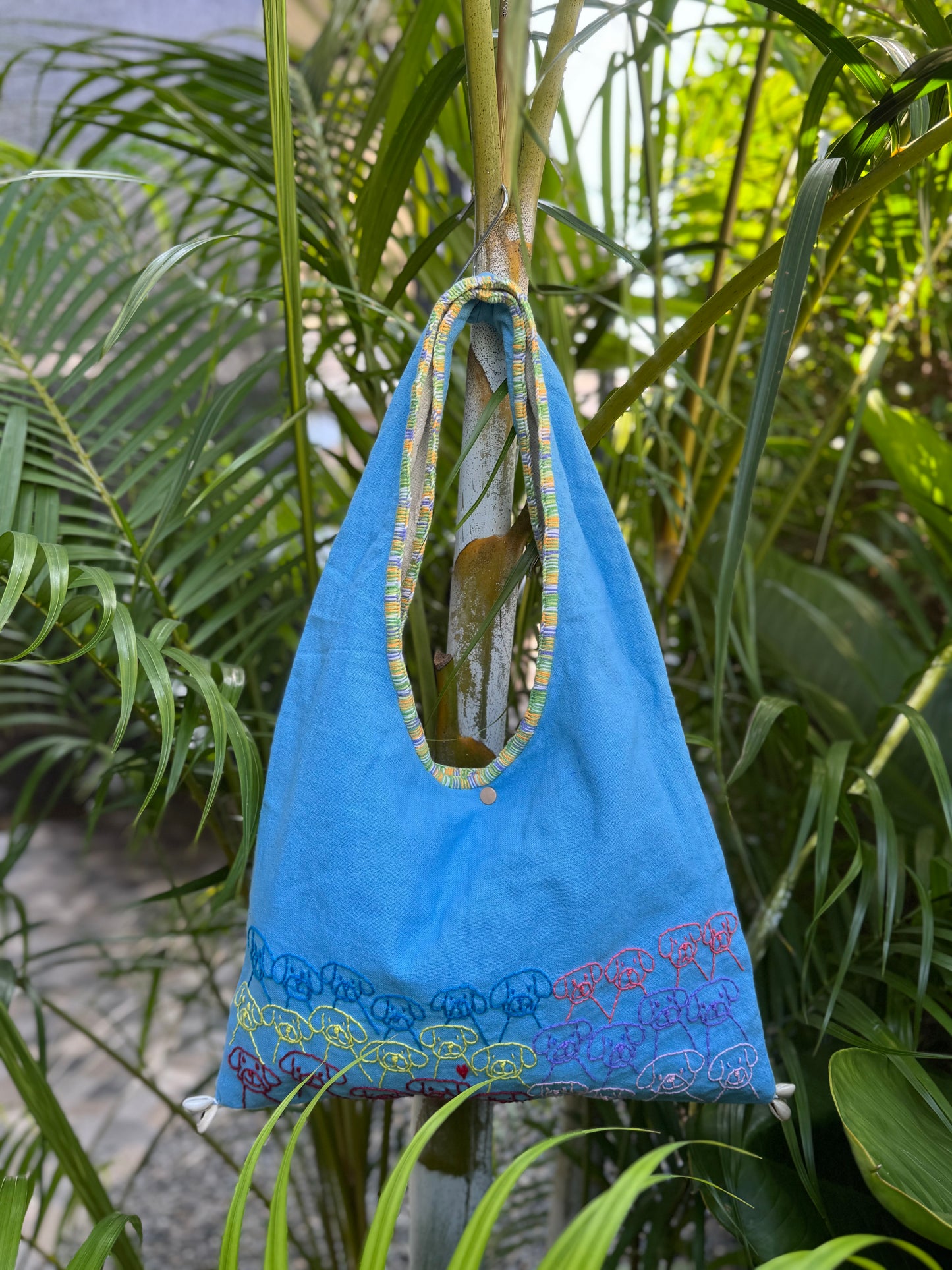 Handmade bag | Small Wristbag | Hand Stitching | Single shoulder bag | Bento bag-dog