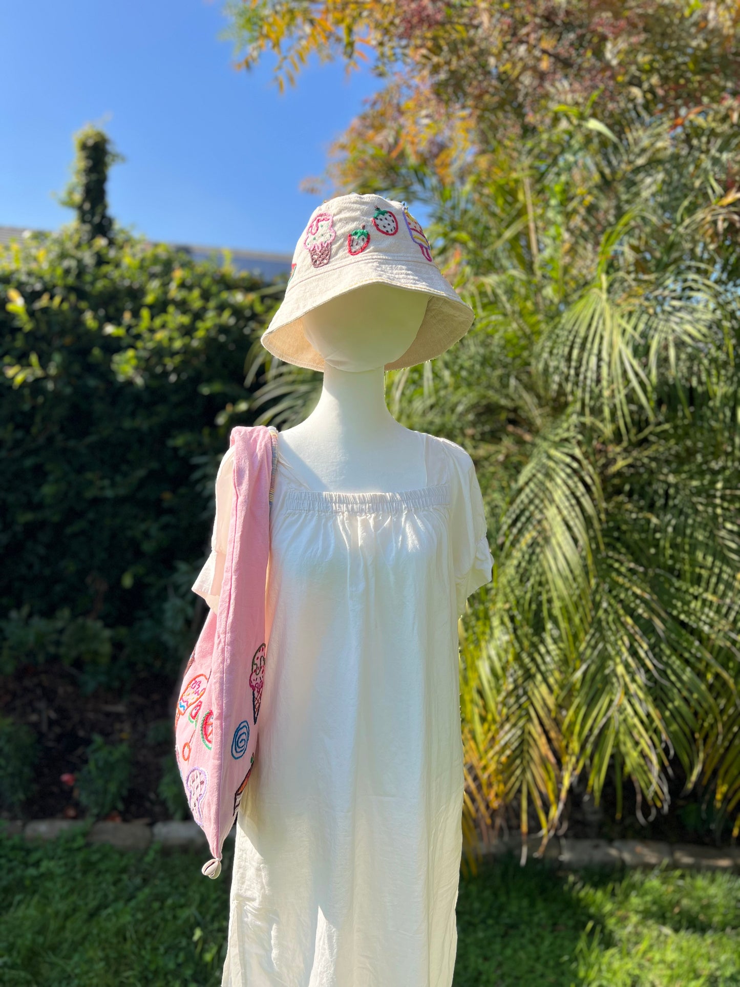 Pure cotton hand-embroidered cute hat-ice cream