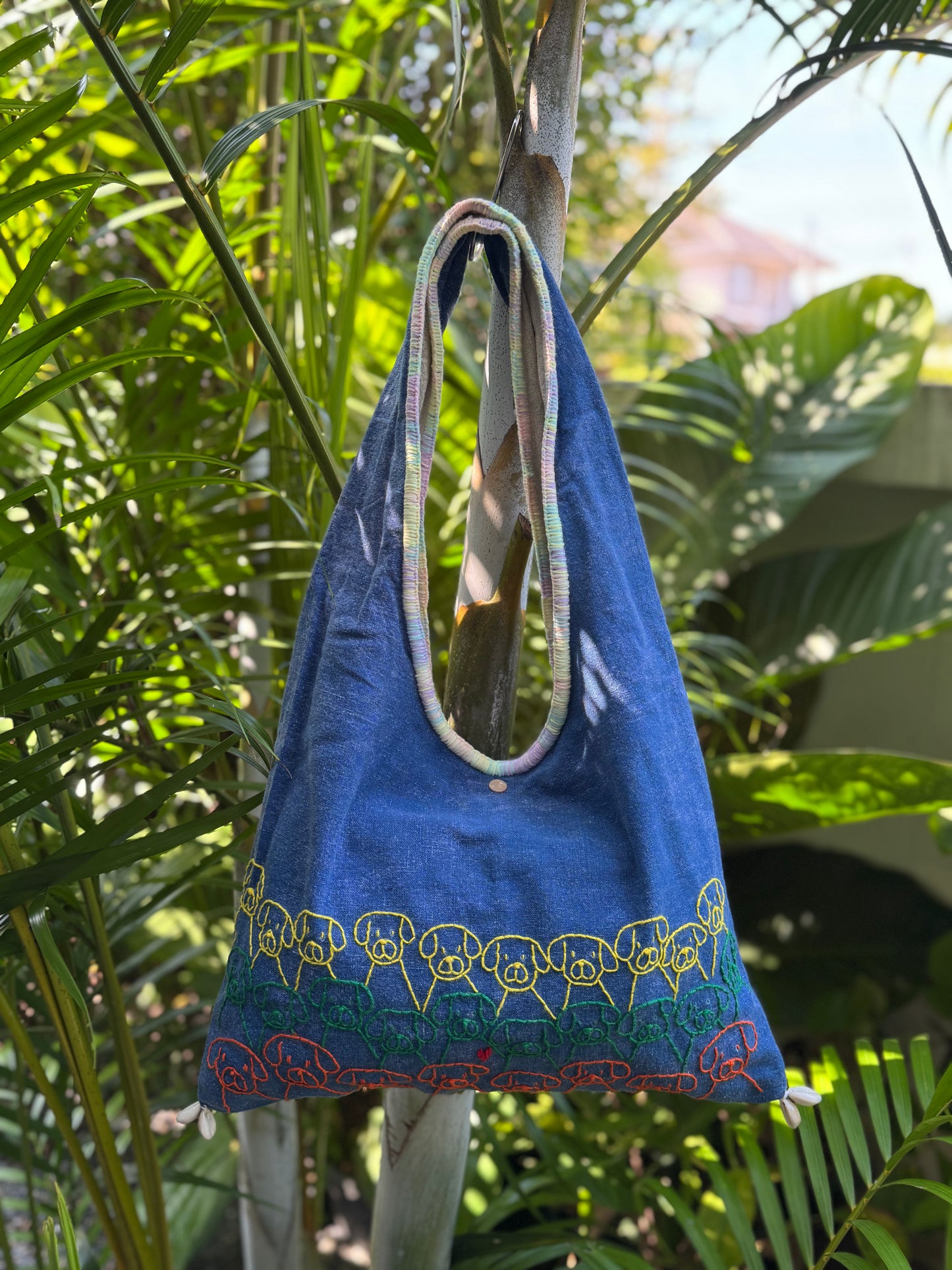 Handmade bag | Small Wristbag | Hand Stitching | Single shoulder bag | Bento bag-dog