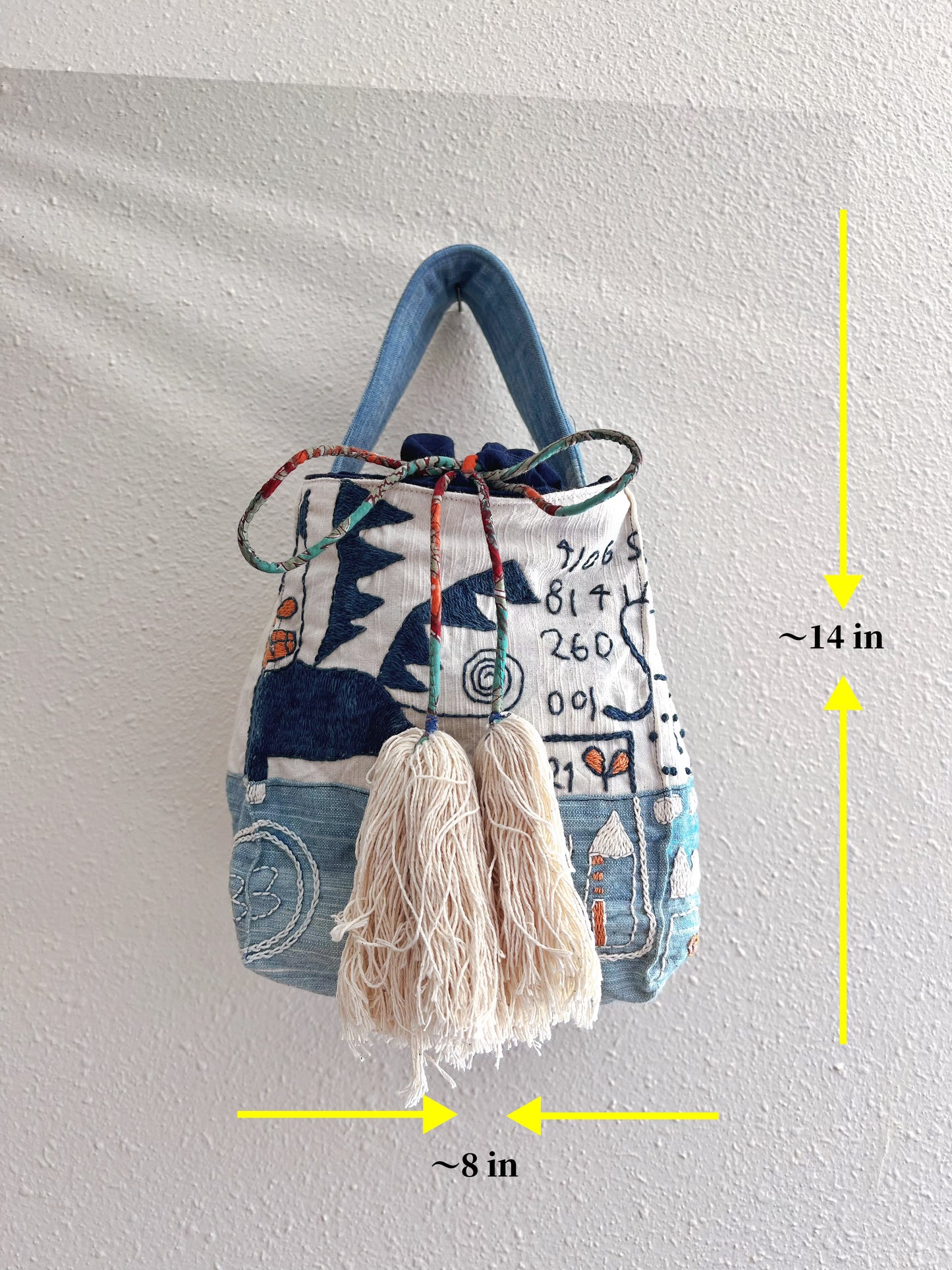 Handmade bag | Small Wristbag | Hand Stitching | Embroidery bag