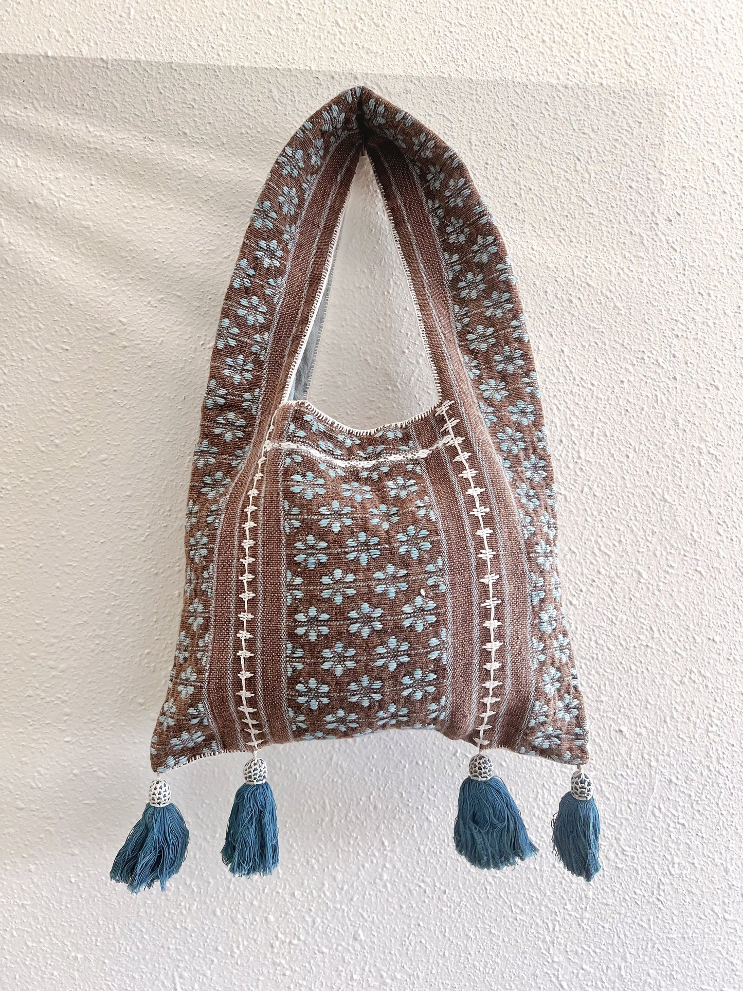 Handmade bag | Small Wristbag | Hand Stitching | Hand weaving bags