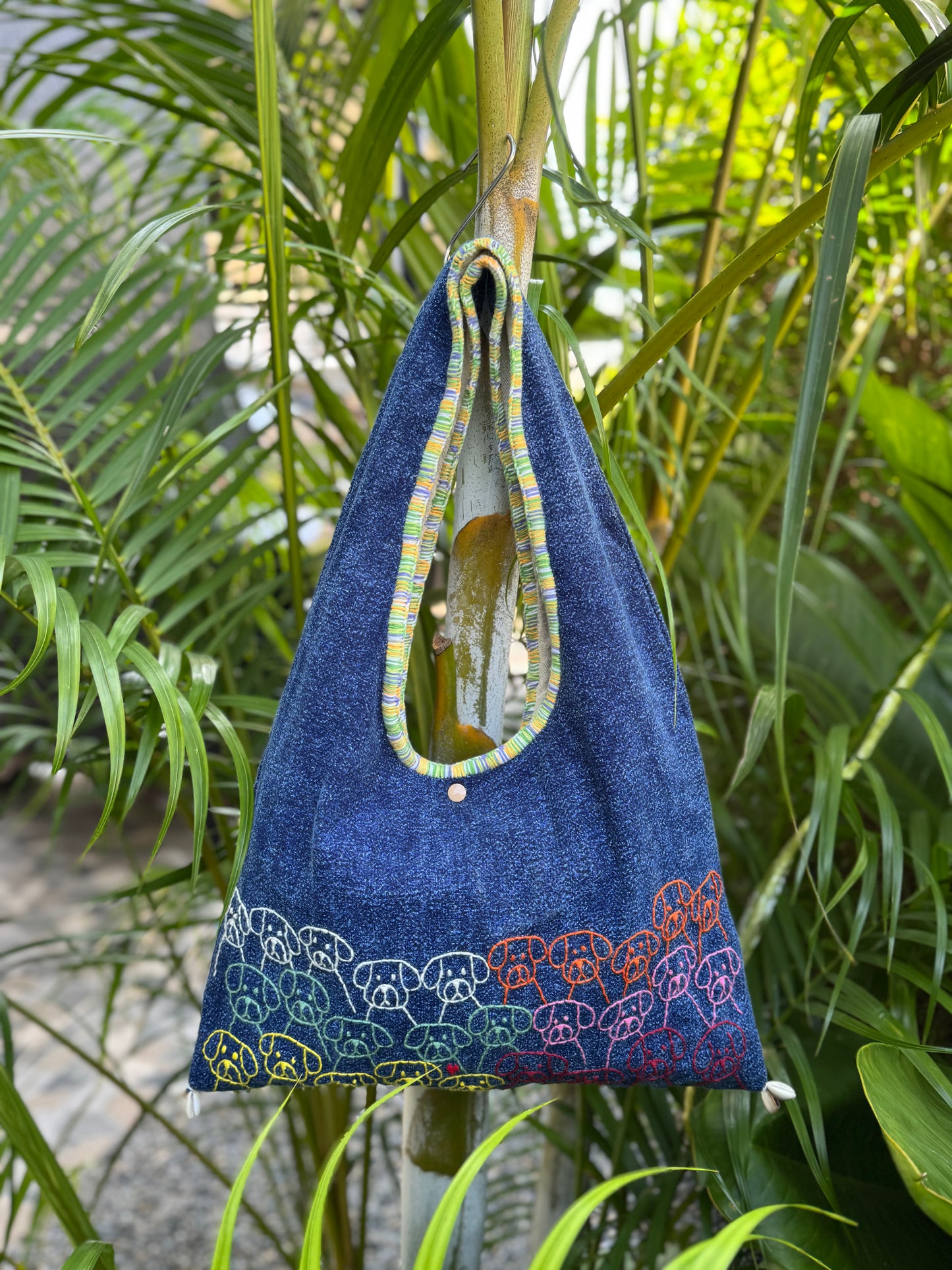 Handmade bag | Small Wristbag | Hand Stitching | Single shoulder bag | Bento bag-dog