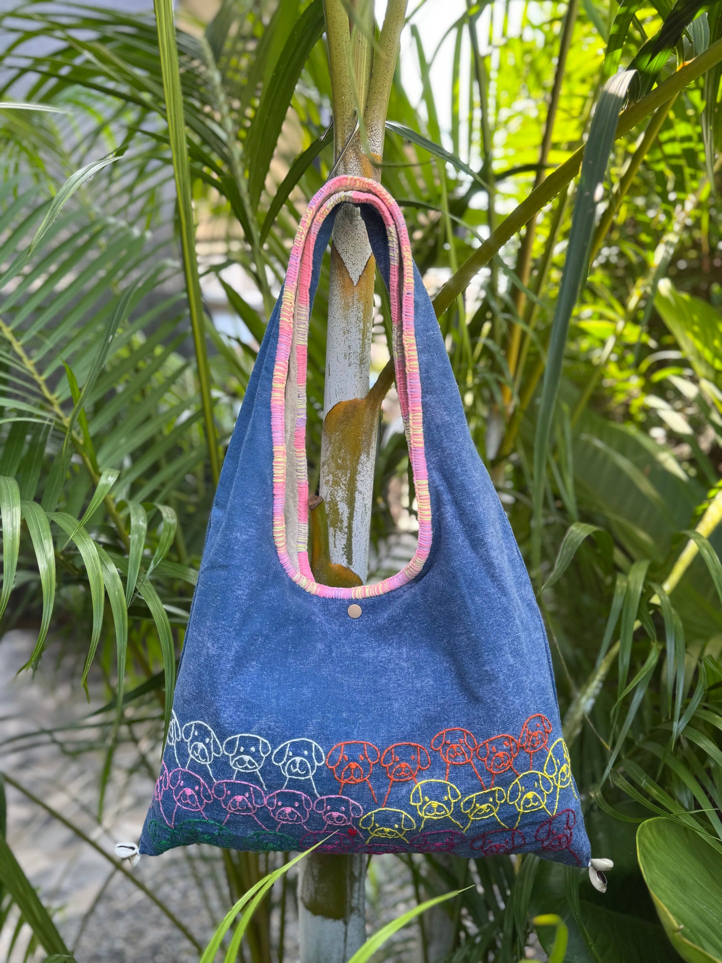 Handmade bag | Small Wristbag | Hand Stitching | Single shoulder bag | Bento bag-dog