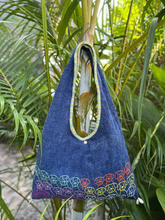 Handmade bag | Small Wristbag | Hand Stitching | Single shoulder bag | Bento bag-dog