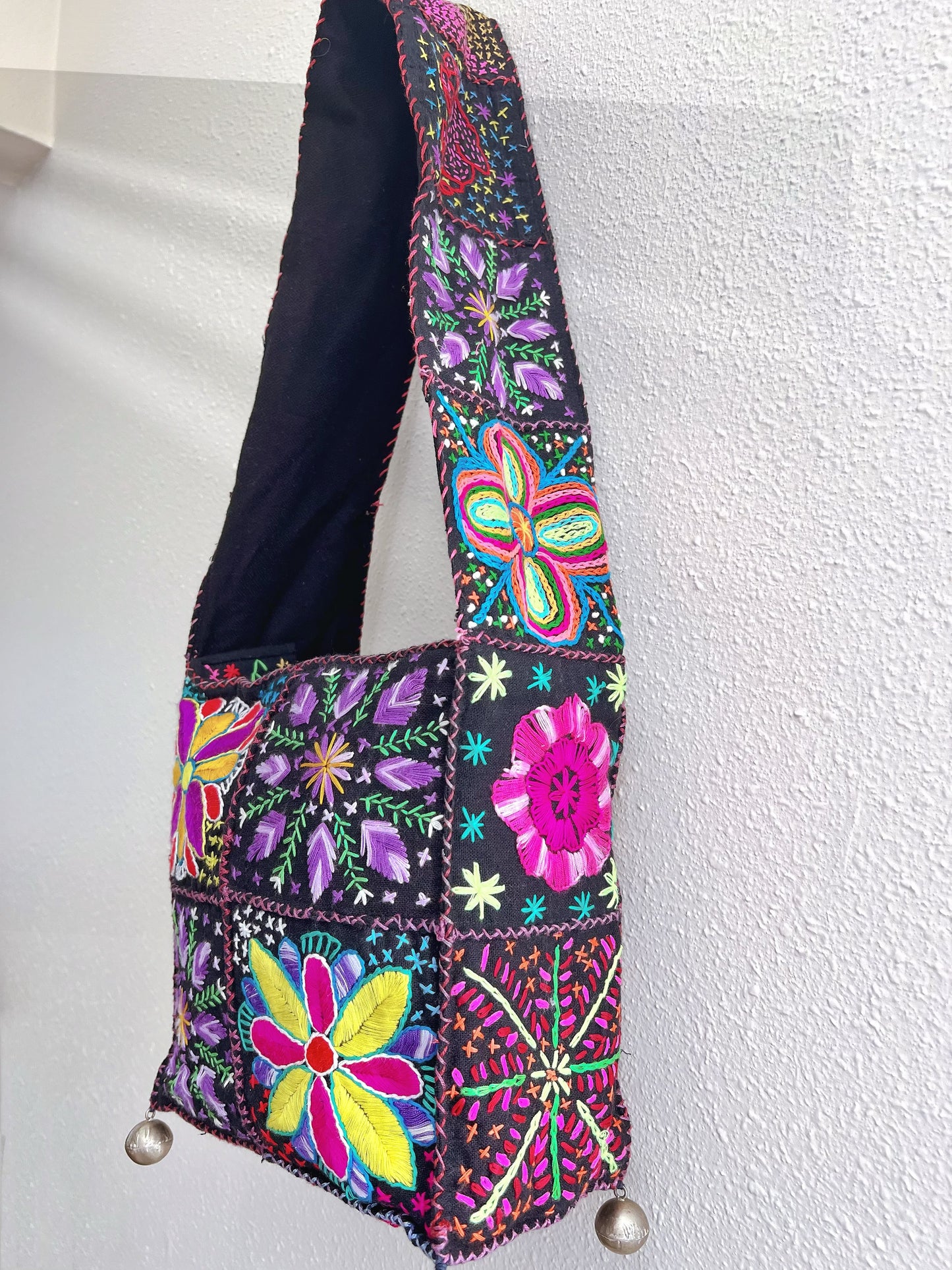 Handmade bag | Small Wristbag | Hand Stitching | Multicolor embroidery bag