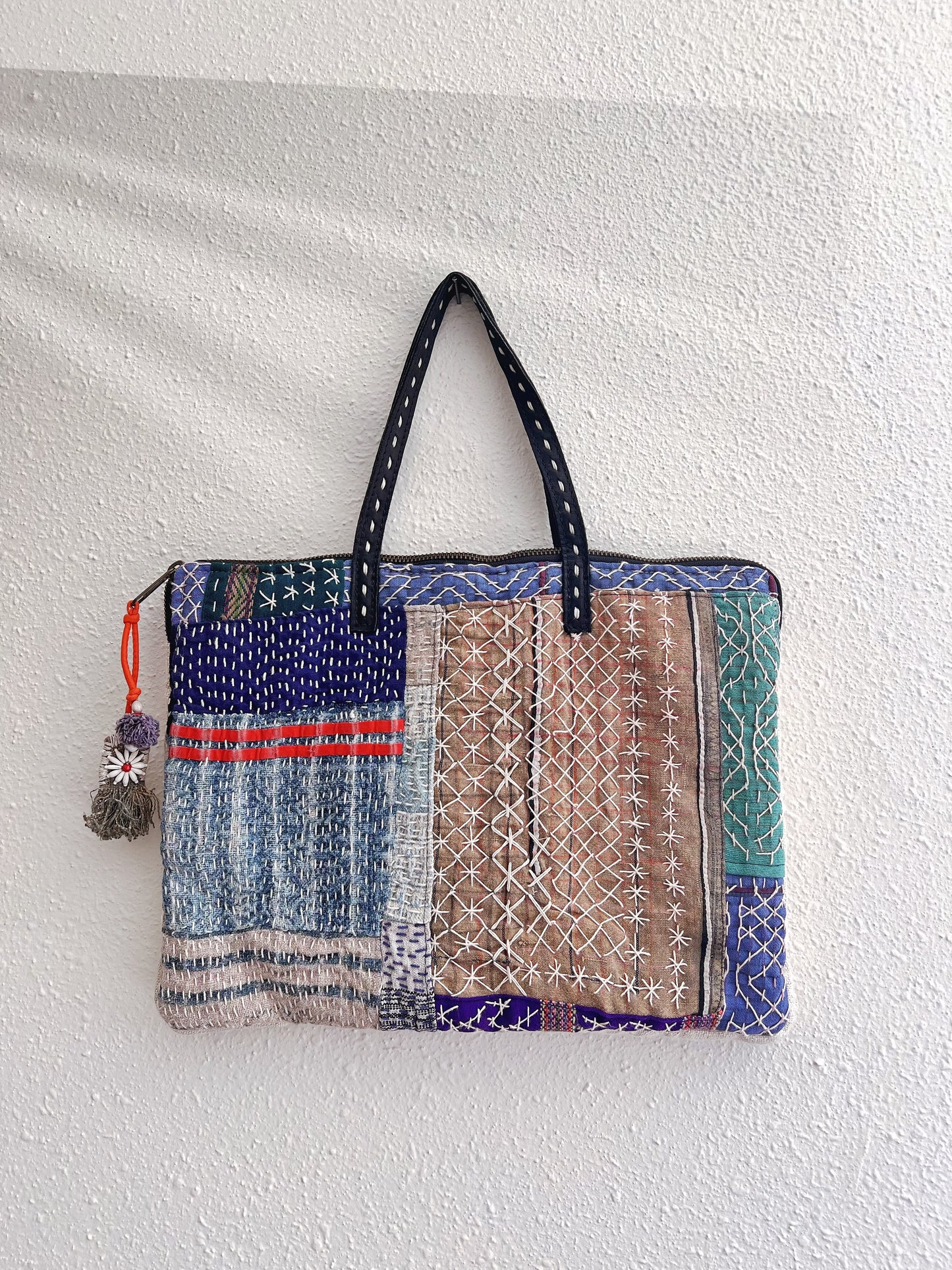 Handmade bag | Small Wristbag | Hand Stitching | Hand weaving