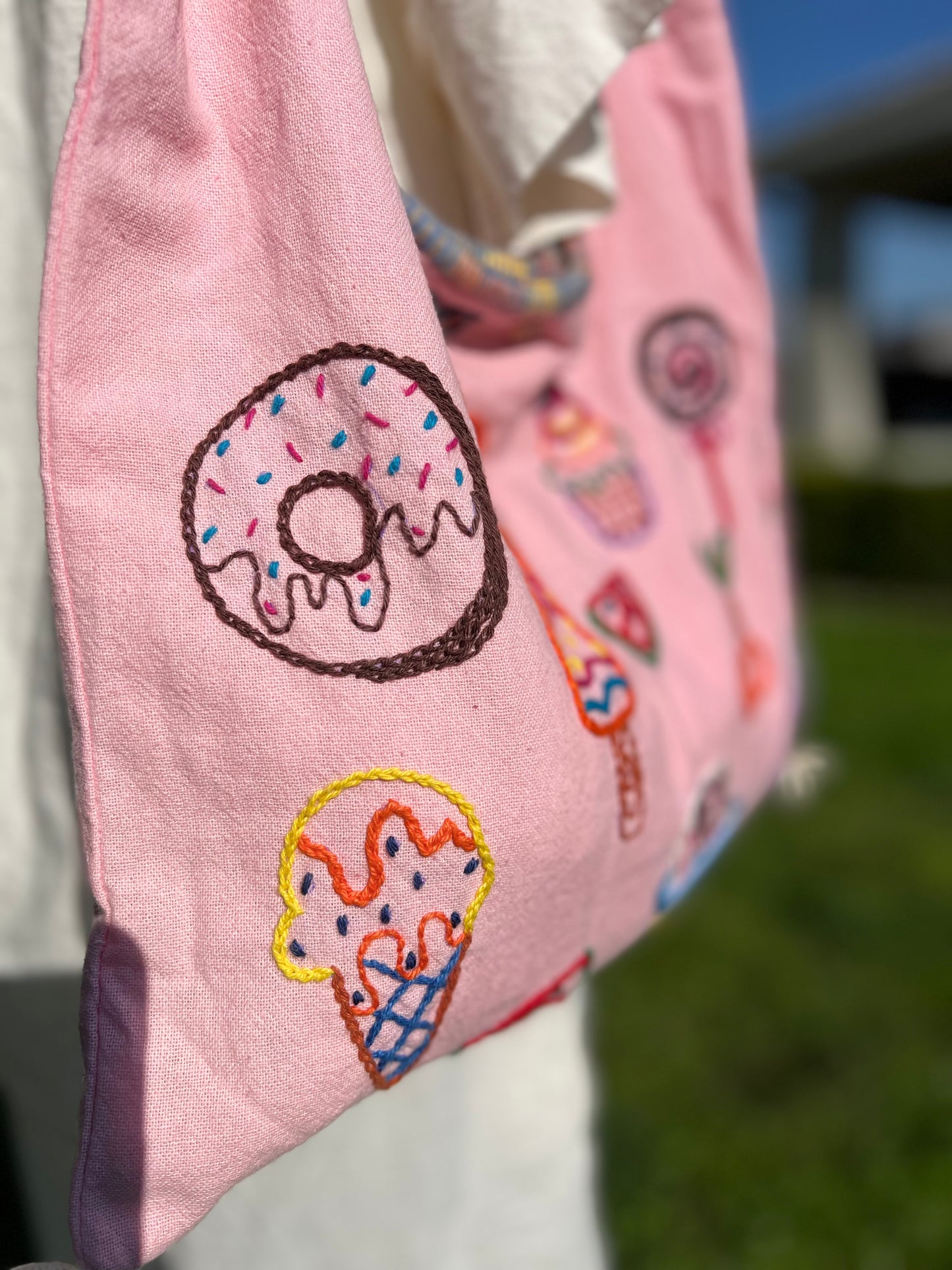 Handmade bag | Small Wristbag | Hand Stitching | Single shoulder bag | Bento bag