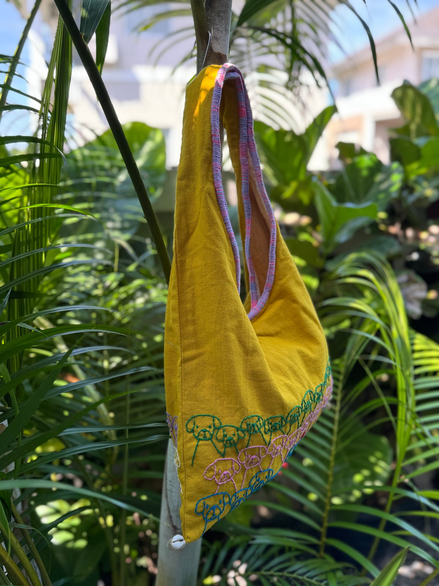 Handmade bag | Small Wristbag | Hand Stitching | Single shoulder bag | Bento bag-dog