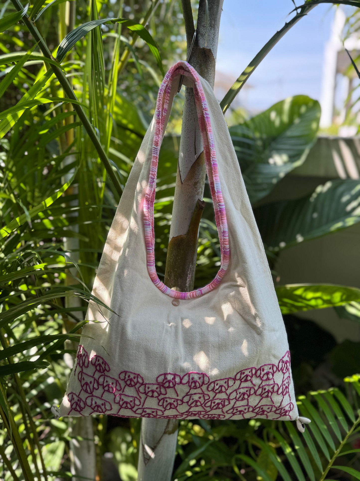 Handmade bag | Small Wristbag | Hand Stitching | Single shoulder bag | Bento bag-dog