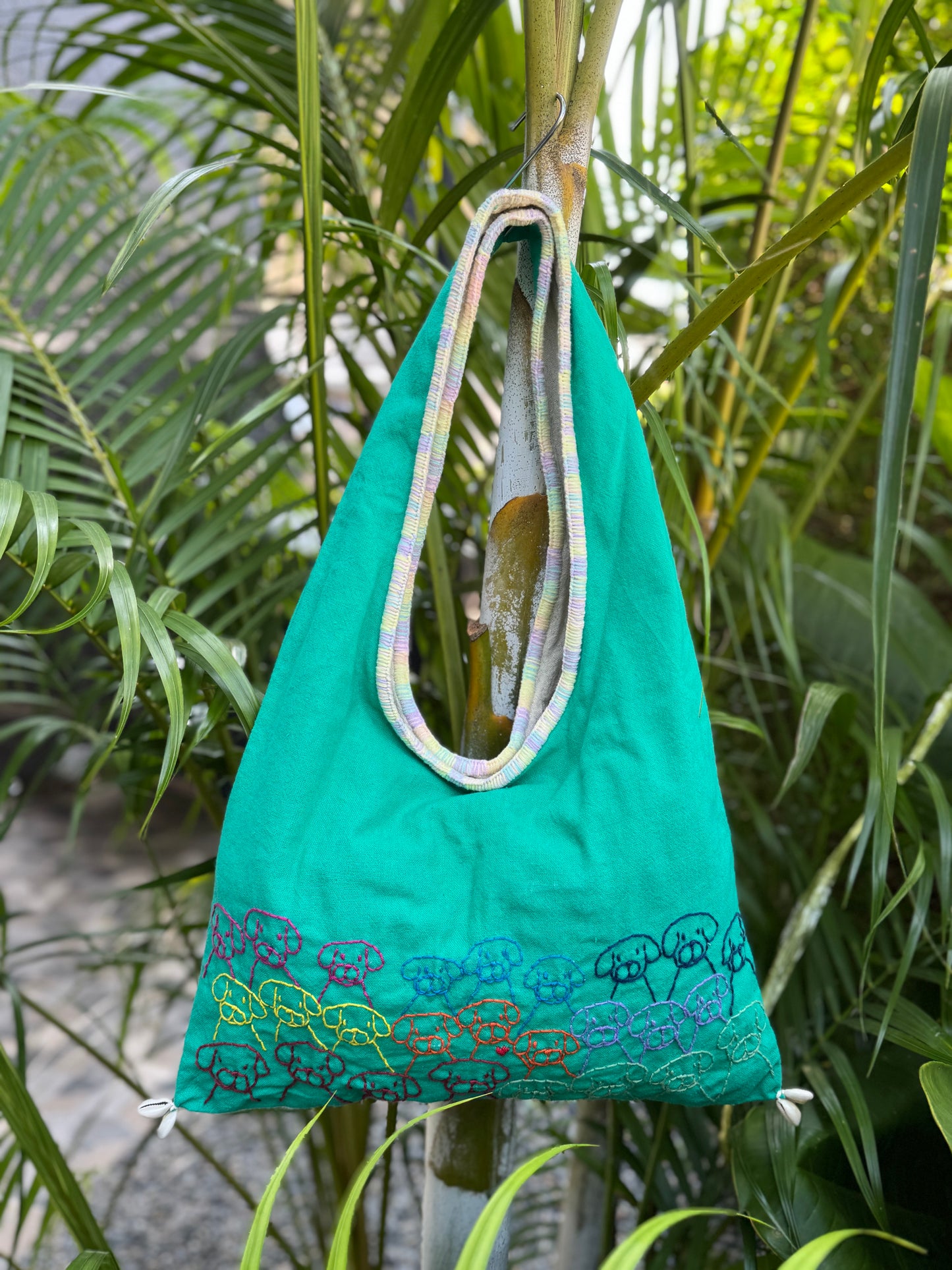 Handmade bag | Small Wristbag | Hand Stitching | Single shoulder bag | Bento bag-dog