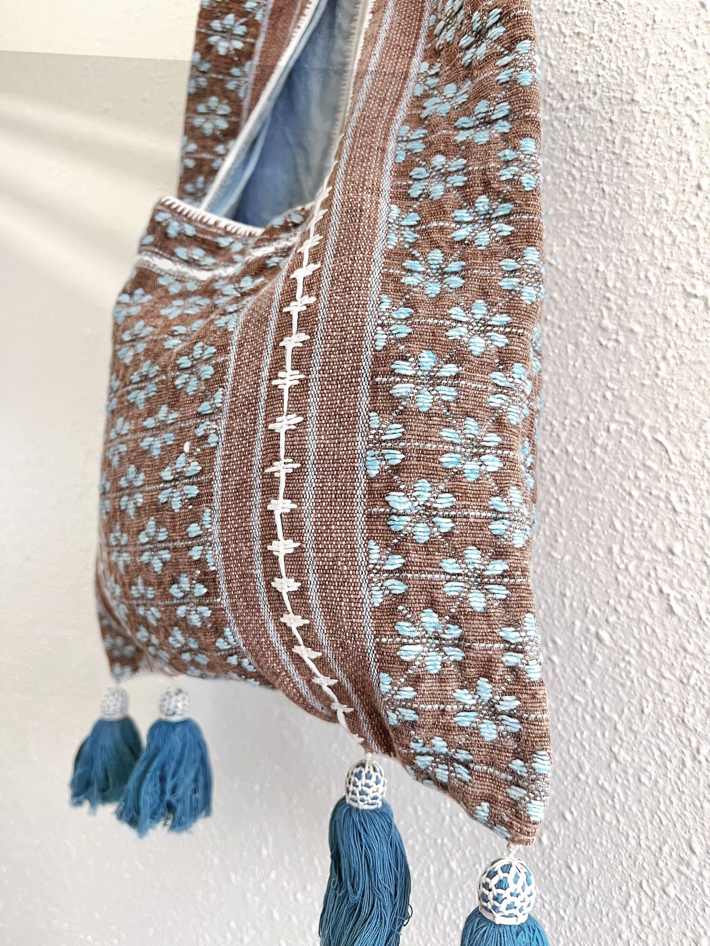 Handmade bag | Small Wristbag | Hand Stitching | Hand weaving bags