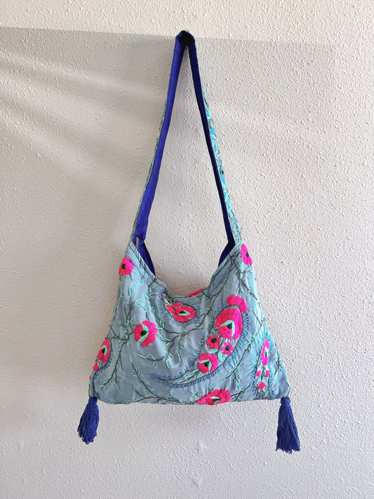 Handmade bag | Small Wristbag | Single shoulder bag | Embroidered bag