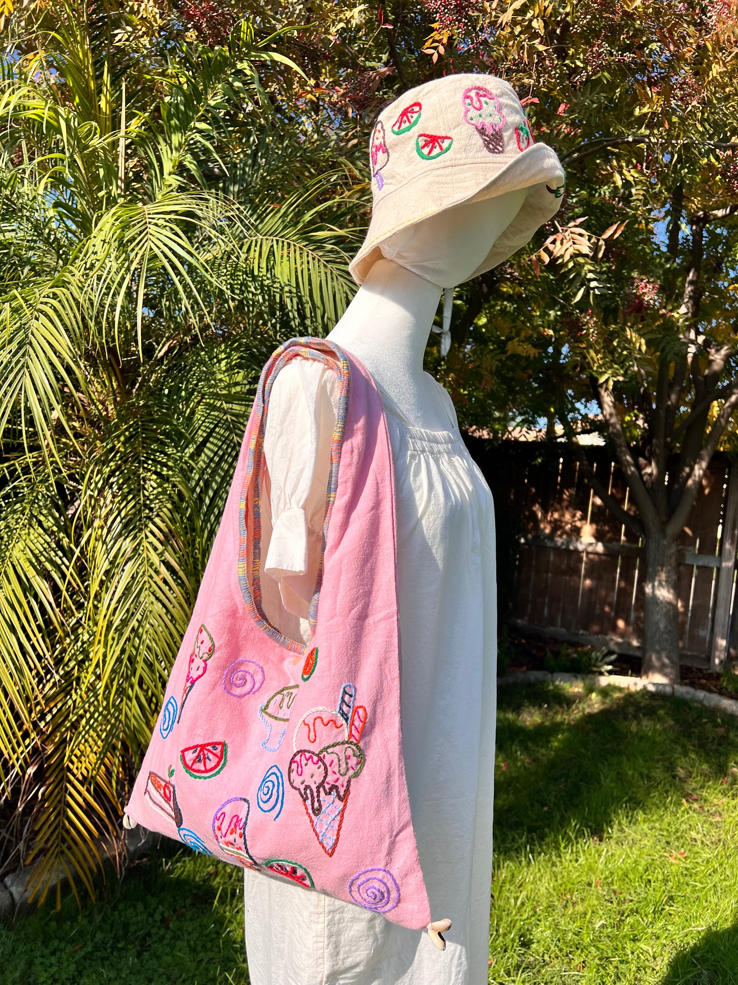 Handmade bag | Small Wristbag | Hand Stitching | Single shoulder bag | Bento bag