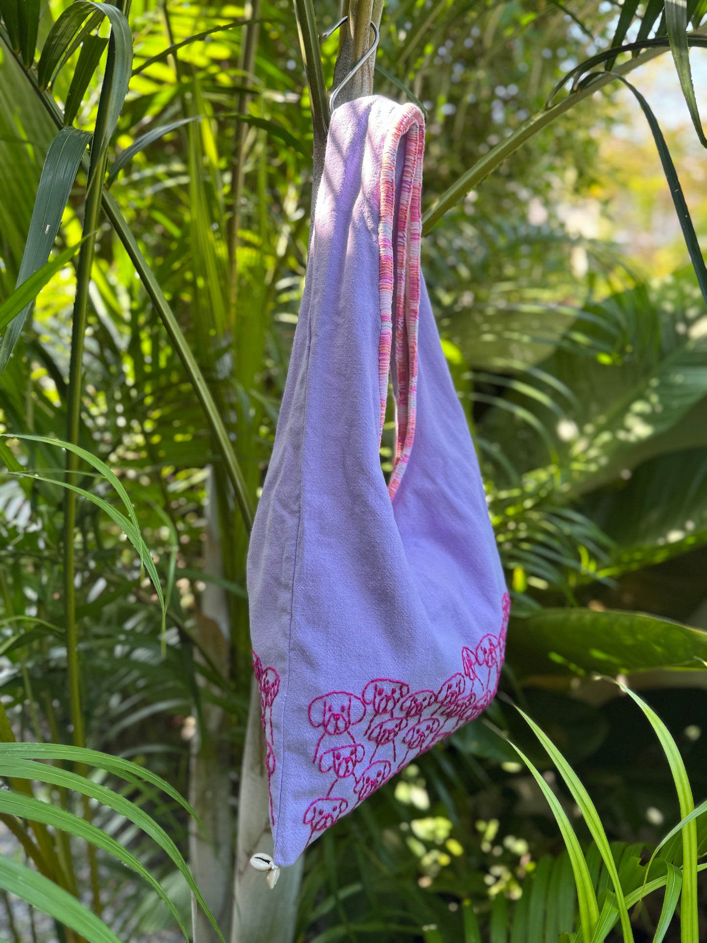 Handmade bag | Small Wristbag | Hand Stitching | Single shoulder bag | Bento bag-dog