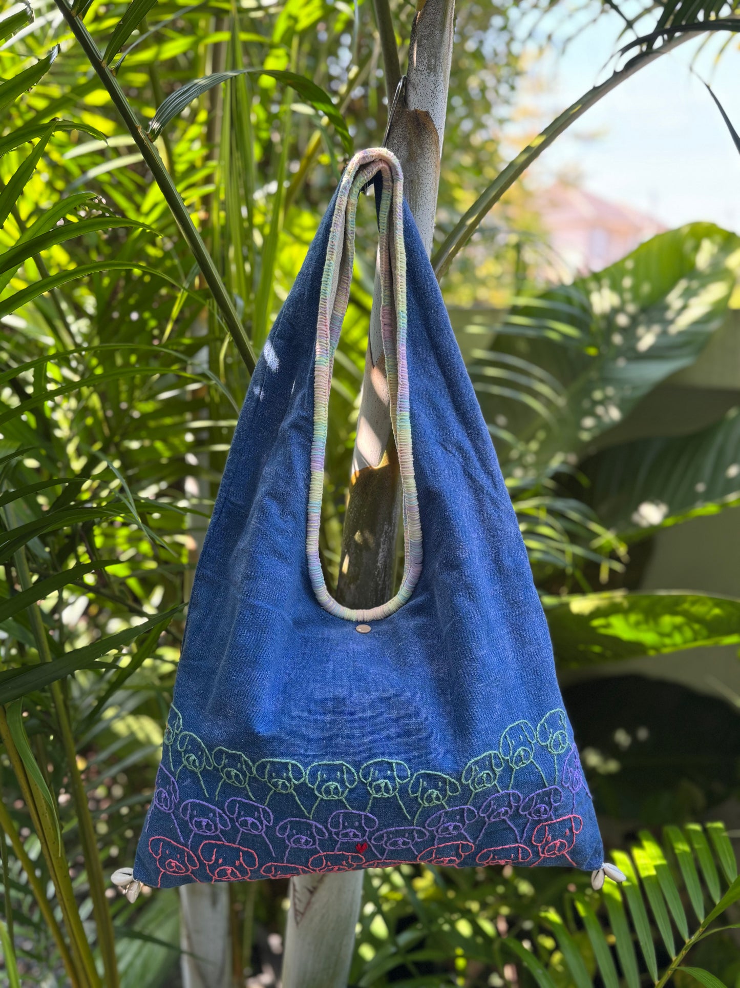 Handmade bag | Small Wristbag | Hand Stitching | Single shoulder bag | Bento bag-dog