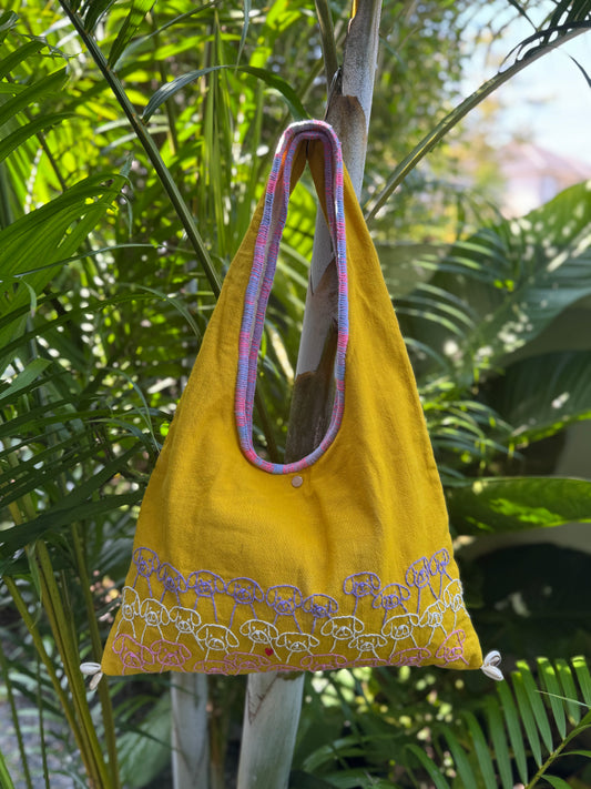 Handmade bag | Small Wristbag | Hand Stitching | Single shoulder bag | Bento bag-dog