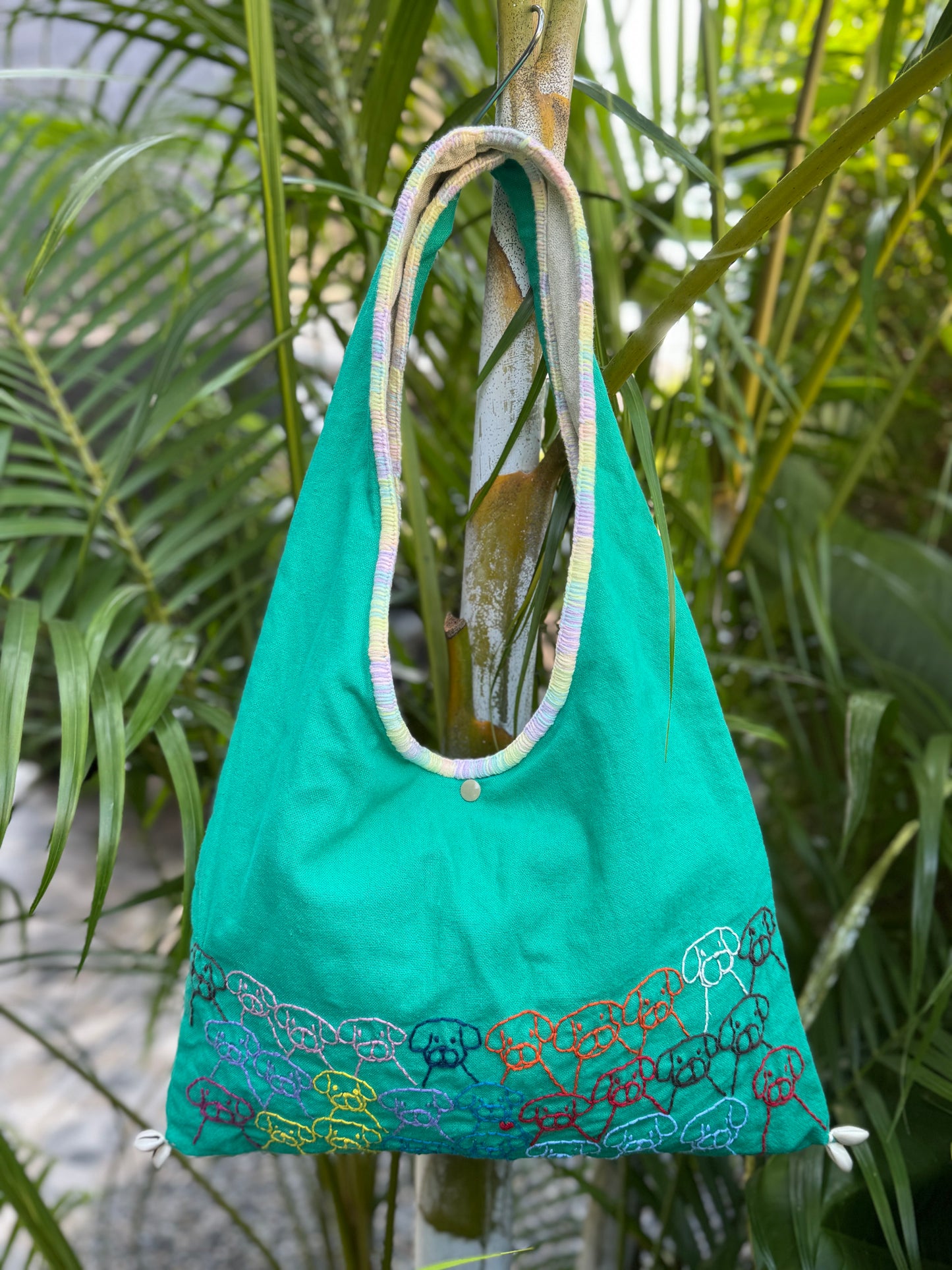 Handmade bag | Small Wristbag | Hand Stitching | Single shoulder bag | Bento bag-dog