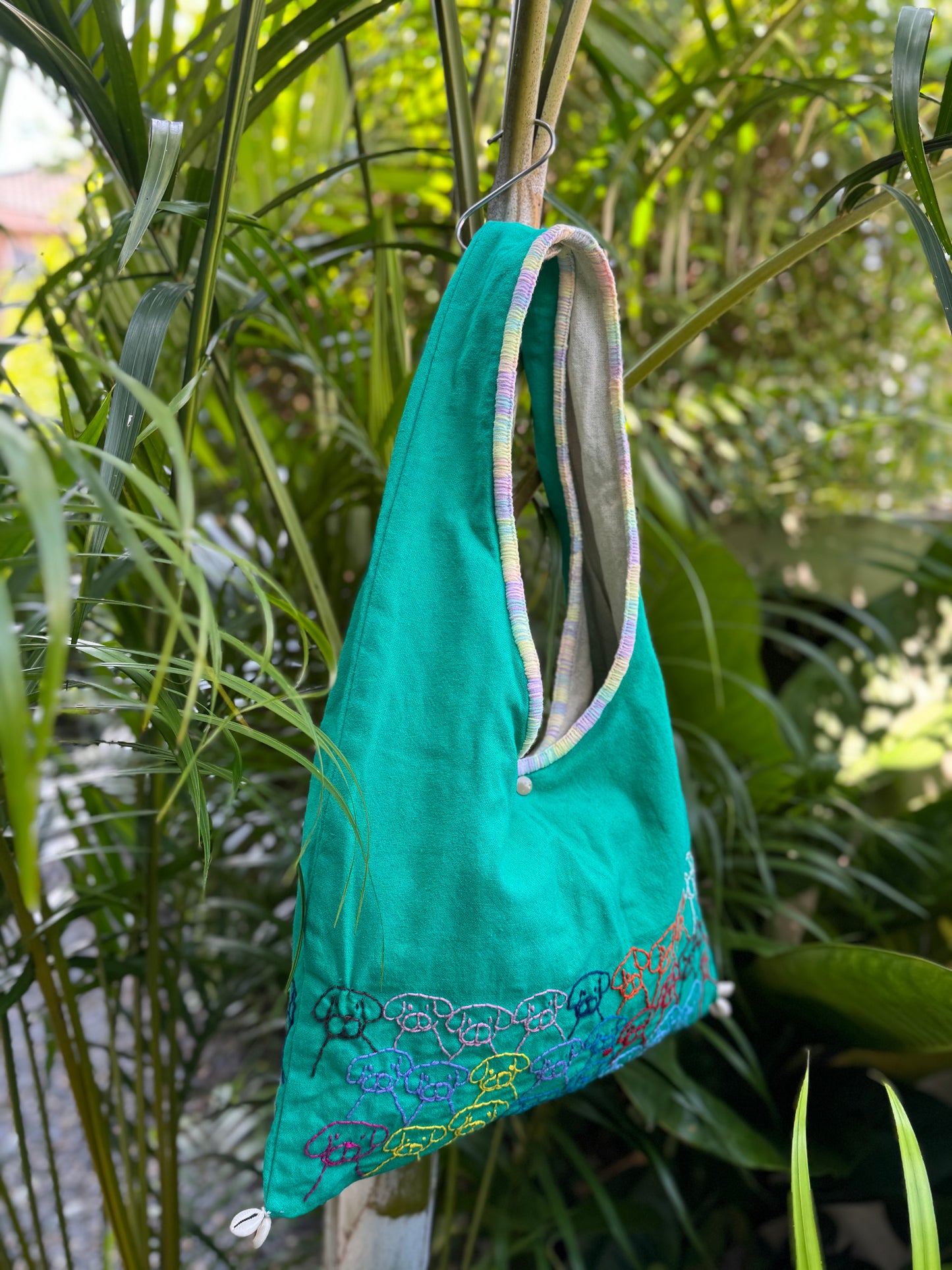 Handmade bag | Small Wristbag | Hand Stitching | Single shoulder bag | Bento bag-dog